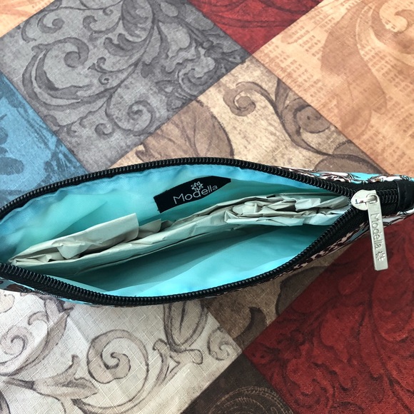 NWT-Modella Floral Multi Purpose Makeup Bag - Picture 4 of 4